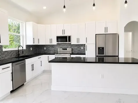 3476 SE Highway 484 Belleview FL 34420