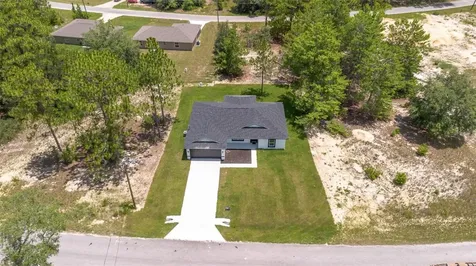 17 Malauka Run Drive Ocklawaha FL 32179