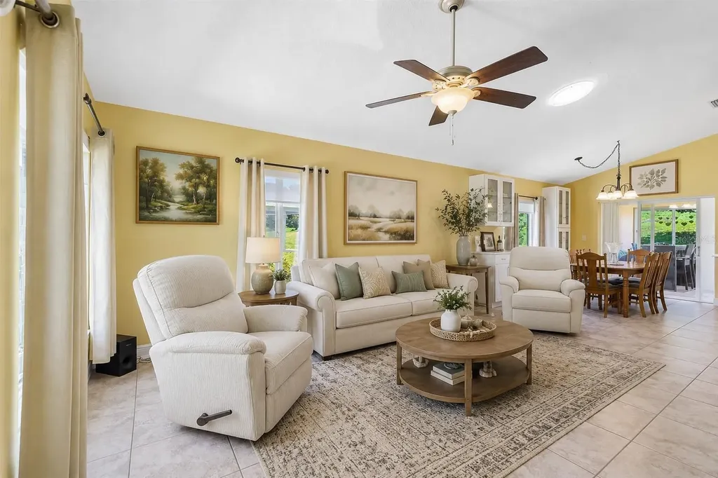 76 Fairway Circle Umatilla FL 32784