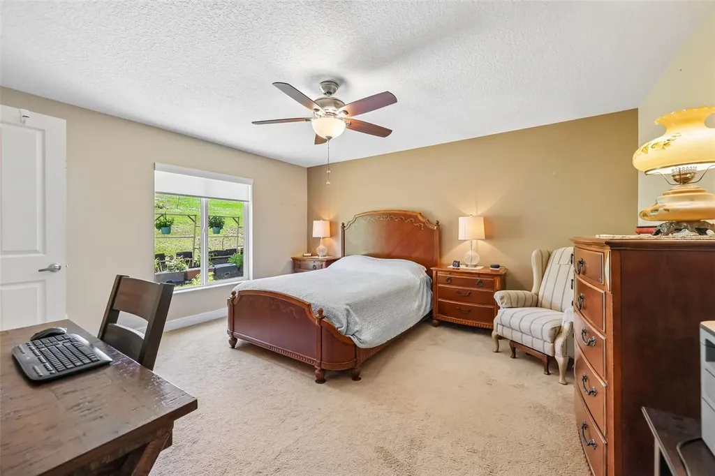 76 Fairway Circle Umatilla FL 32784