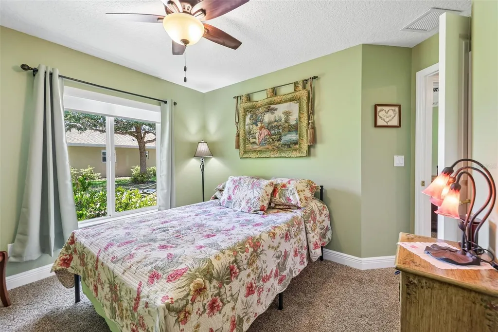 76 Fairway Circle Umatilla FL 32784