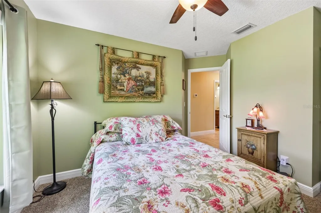76 Fairway Circle Umatilla FL 32784