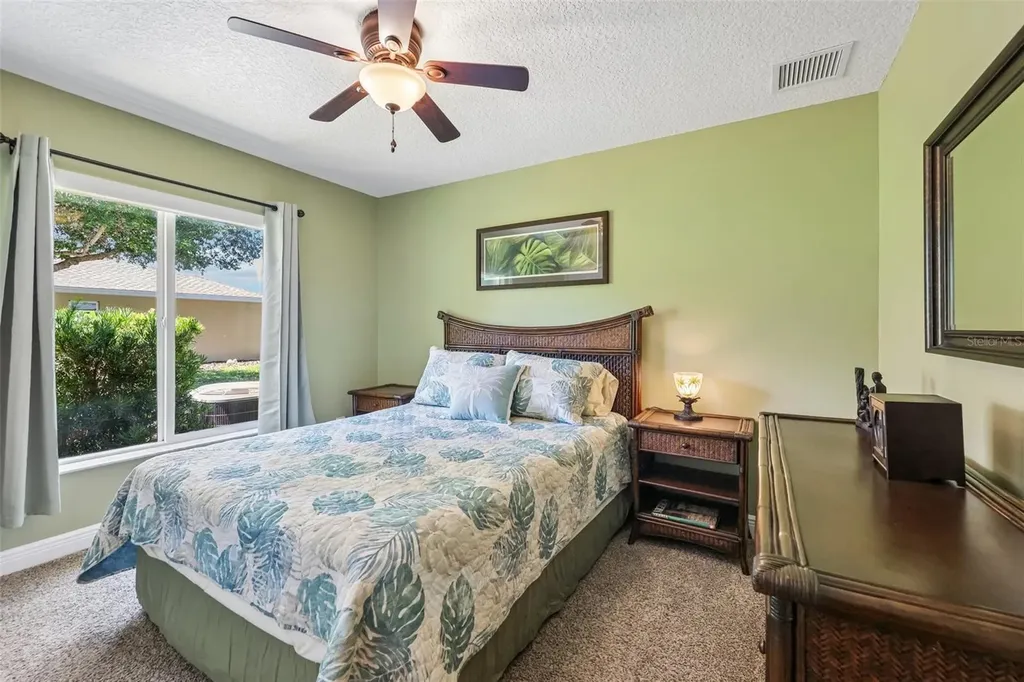 76 Fairway Circle Umatilla FL 32784