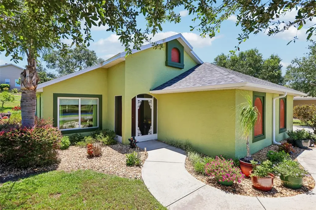 76 Fairway Circle Umatilla FL 32784
