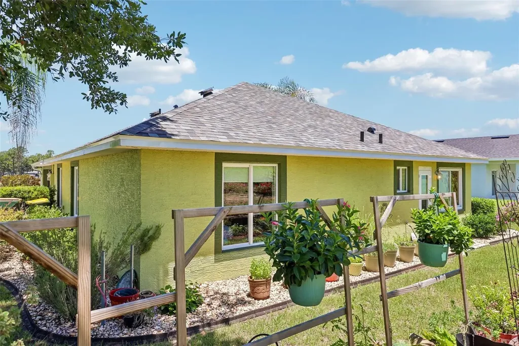 76 Fairway Circle Umatilla FL 32784