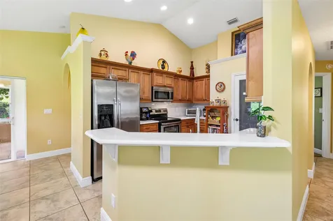 76 Fairway Circle Umatilla FL 32784