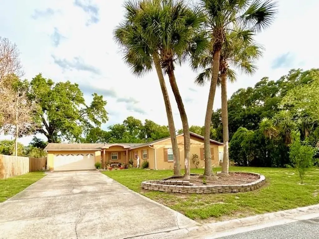 650 Sherwood Drive Altamonte Springs FL 32701