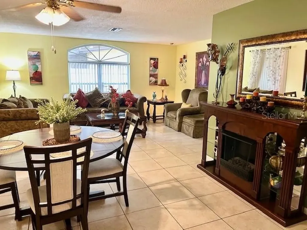 650 Sherwood Drive Altamonte Springs FL 32701