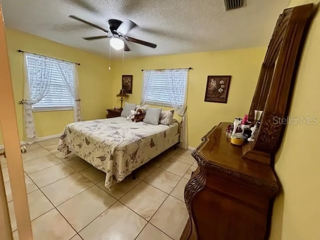 650 Sherwood Drive Altamonte Springs FL 32701
