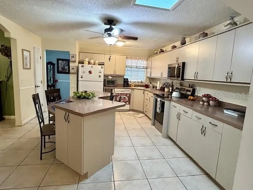 650 Sherwood Drive Altamonte Springs FL 32701