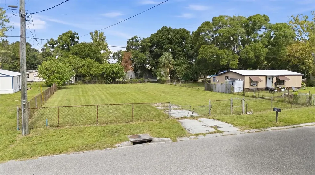 5013 Dacca Drive Tampa FL 33619