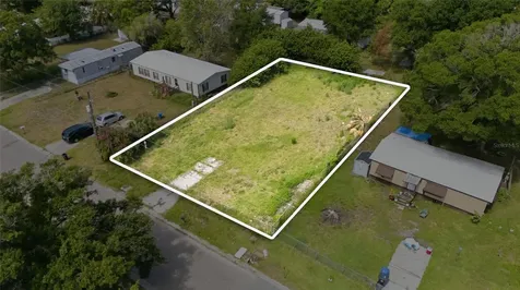 5013 Dacca Drive Tampa FL 33619