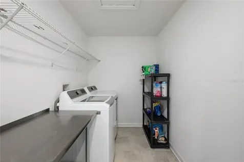 8926 Fallen Oak Drive Davenport FL 33896