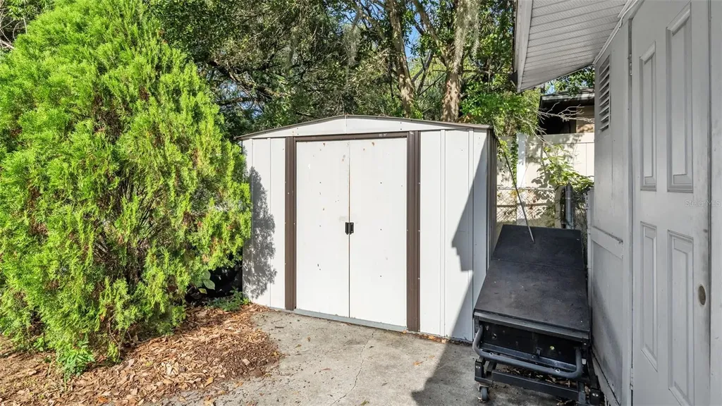 861 E Lowell Street Lakeland FL 33805