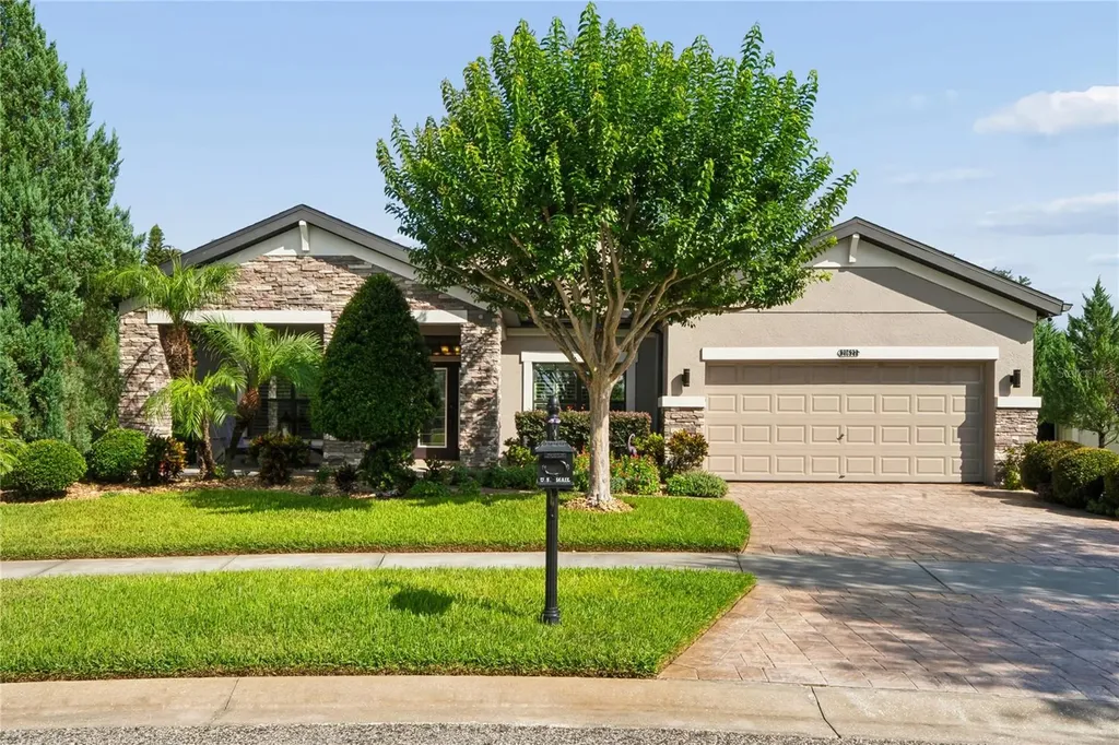 21627 Pearl Crescent Court Land O Lakes FL 34637