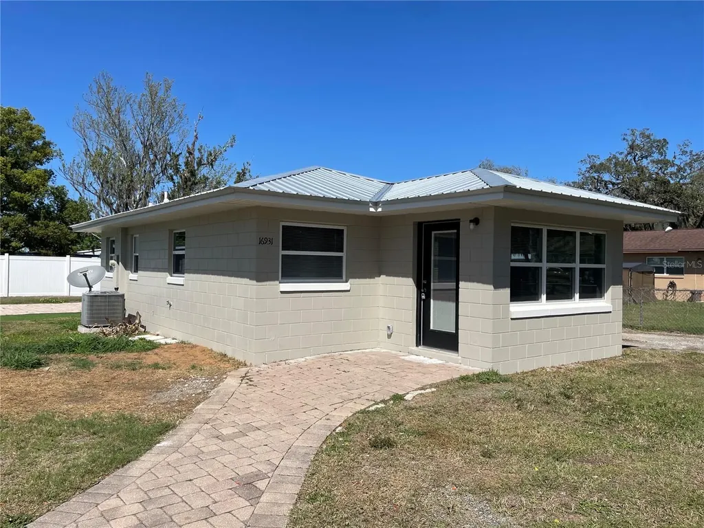 16931 Franklin Avenue Montverde FL 34756