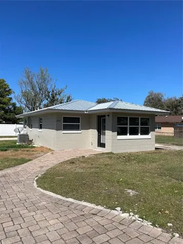 16931 Franklin Avenue Montverde FL 34756