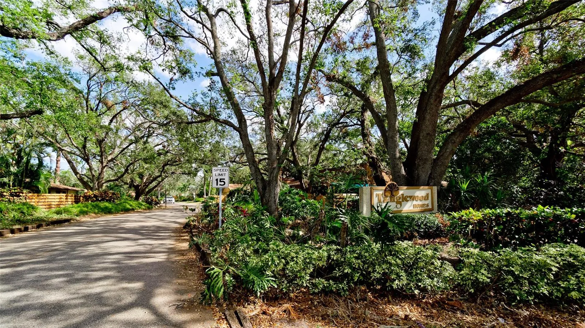 2407 Quail Court Bradenton FL 34209