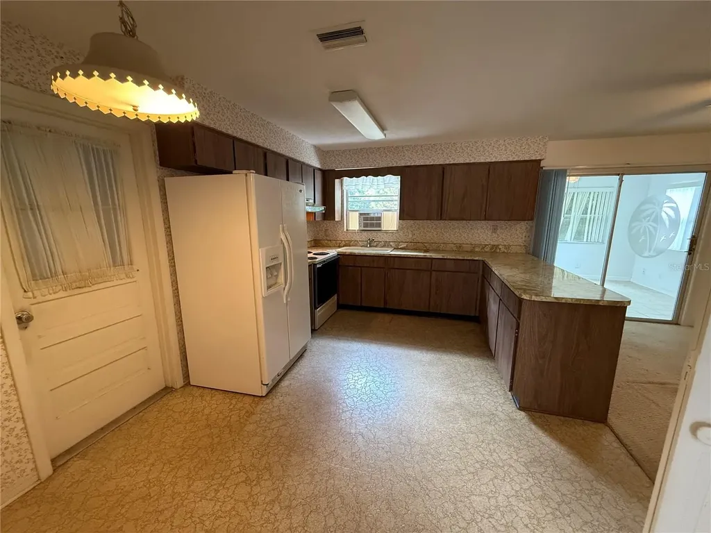 27 Kathy Drive Ormond Beach FL 32176