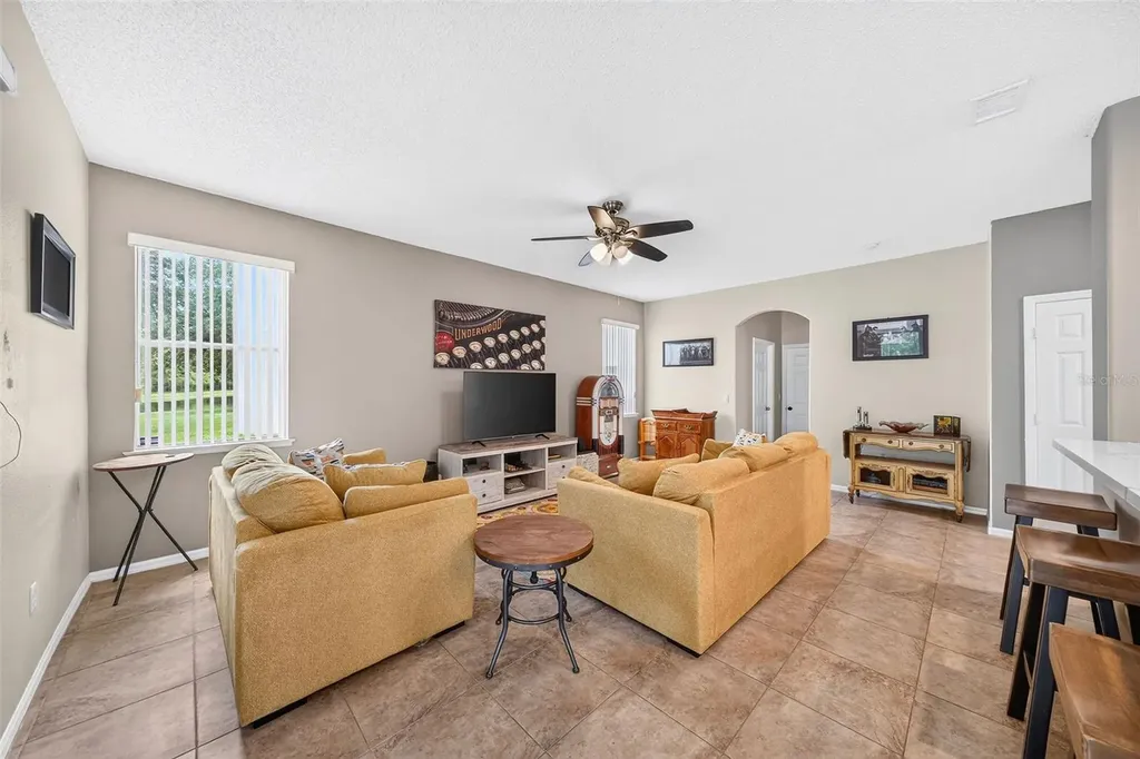 2232 Windcrest Lake Circle Orlando FL 32824