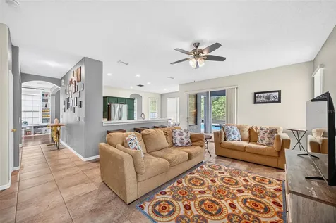 2232 Windcrest Lake Circle Orlando FL 32824