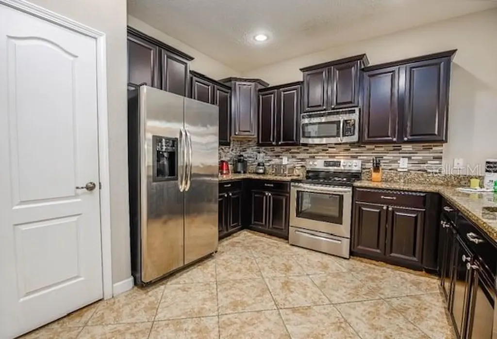 9101 El Caro Lane Davenport FL 33896