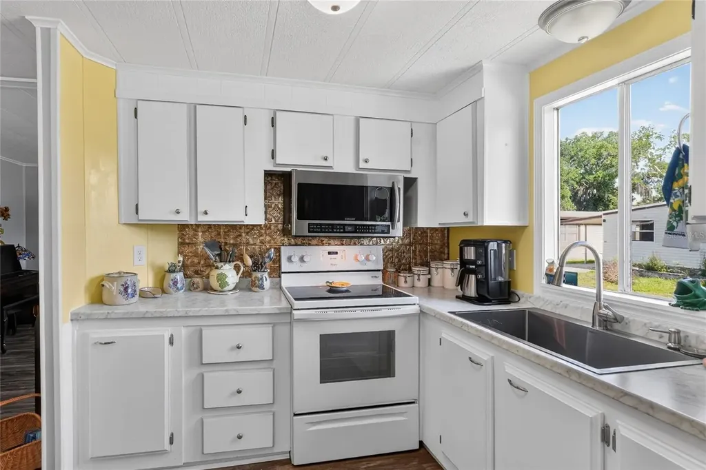 2055 S Floral Avenue Bartow FL 33830