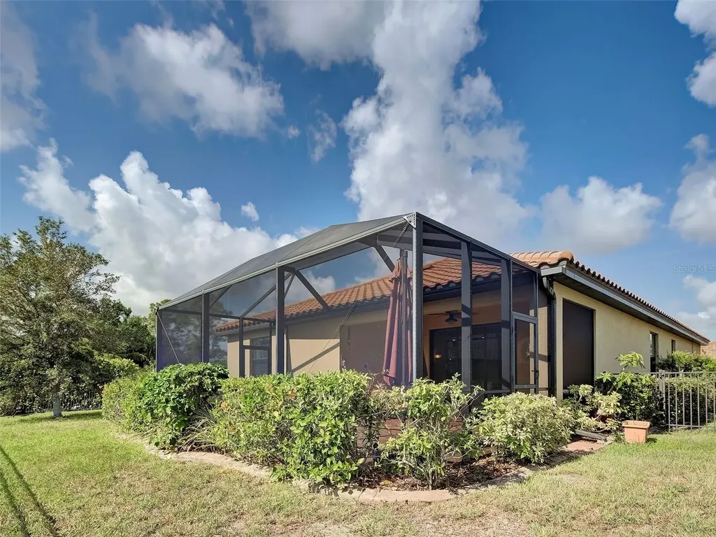 12390 Cinqueterre Drive Venice FL 34293