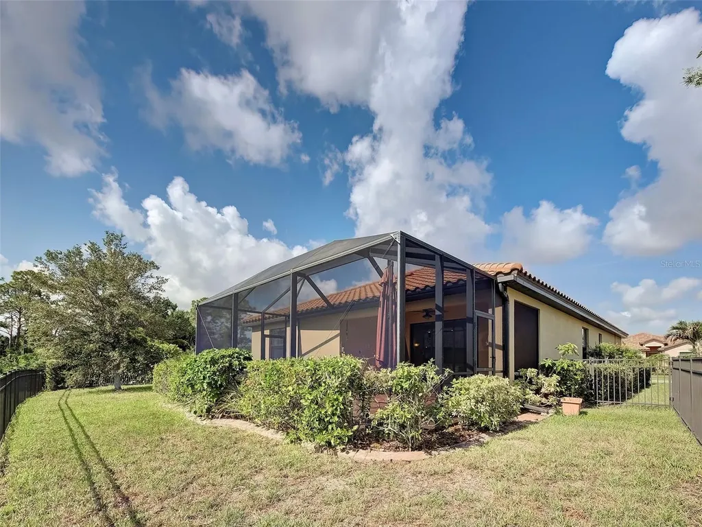 12390 Cinqueterre Drive Venice FL 34293