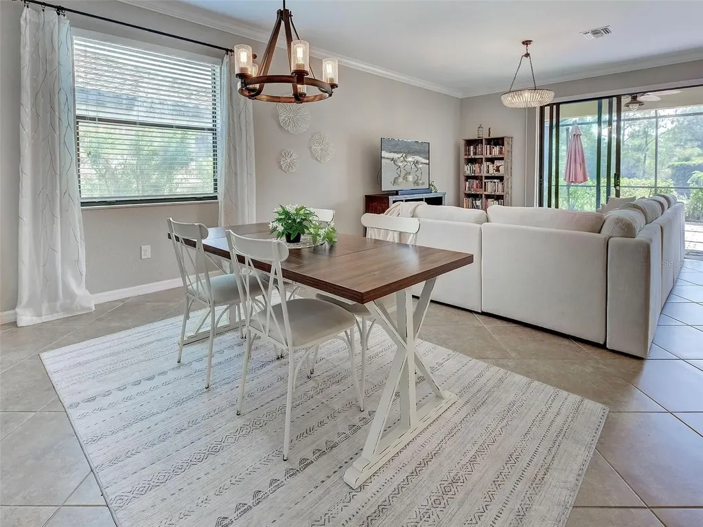 12390 Cinqueterre Drive Venice FL 34293