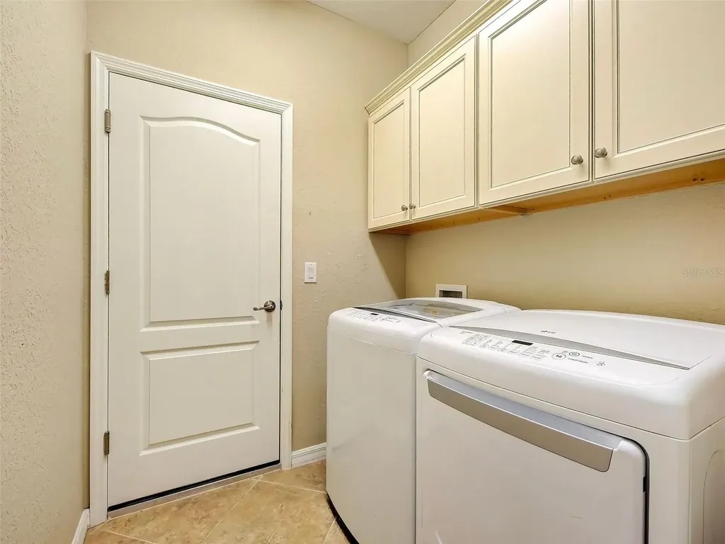 12390 Cinqueterre Drive Venice FL 34293