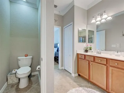 12390 Cinqueterre Drive Venice FL 34293