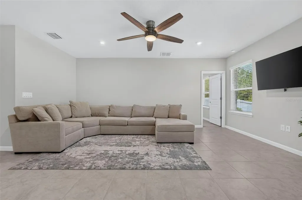 306 Eagle Harbor Way Daytona Beach FL 32124