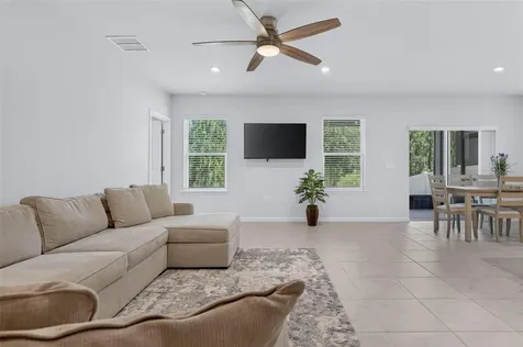 306 Eagle Harbor Way Daytona Beach FL 32124