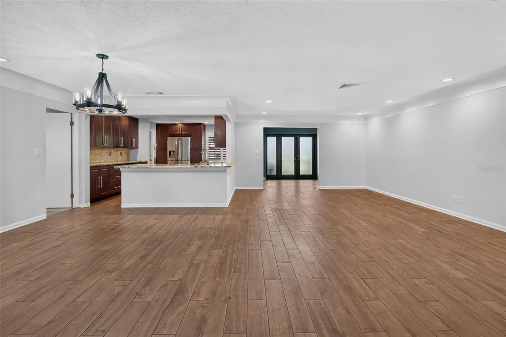 8094 12th Avenue S St Petersburg FL 33707