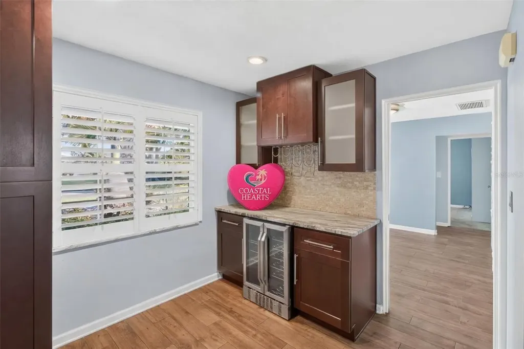 8094 12th Avenue S St Petersburg FL 33707