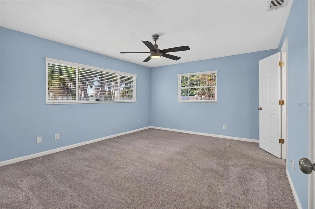 8094 12th Avenue S St Petersburg FL 33707
