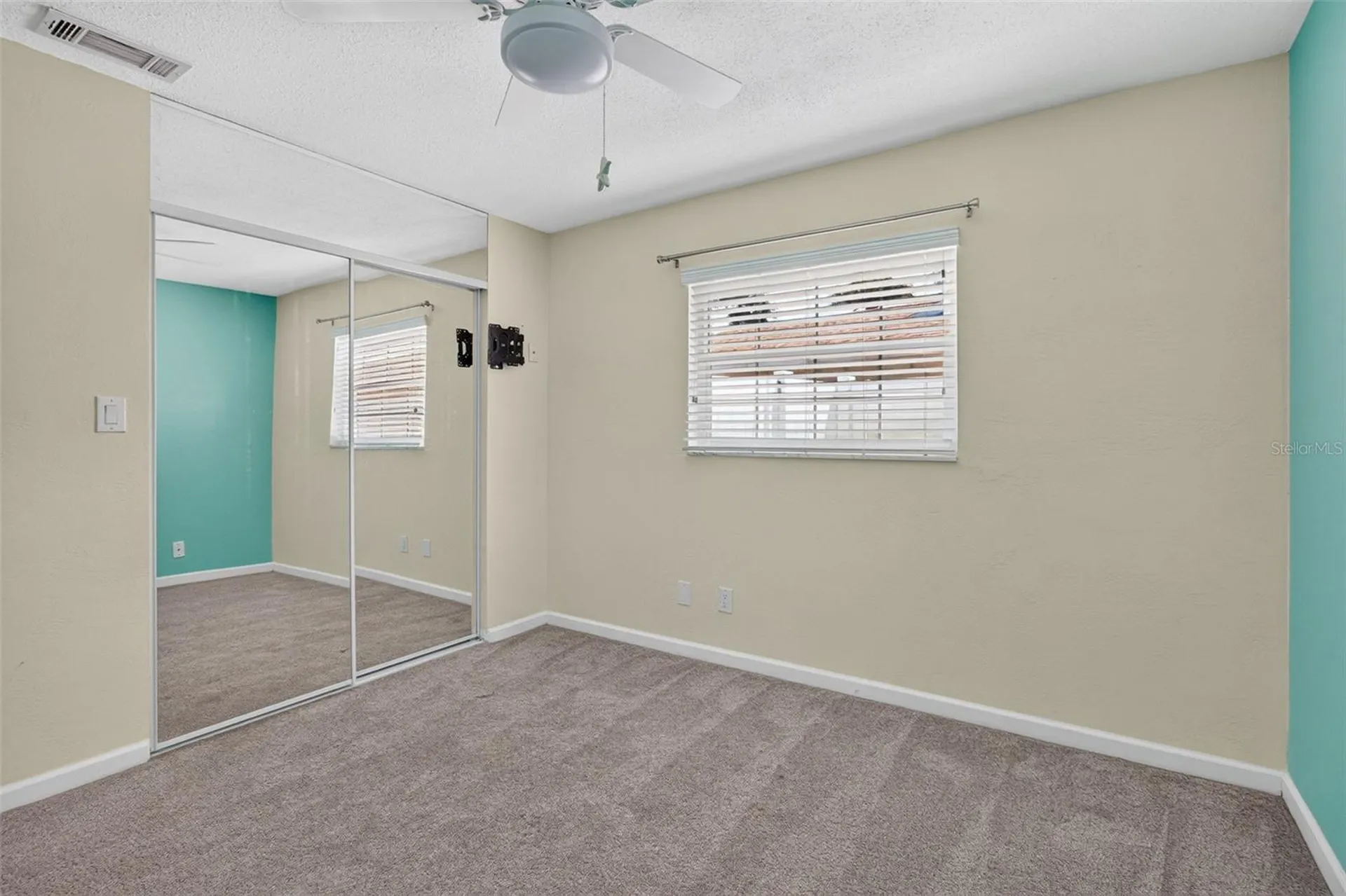 8094 12th Avenue S St Petersburg FL 33707