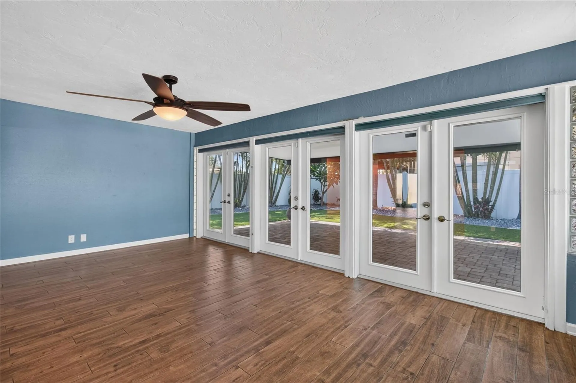 8094 12th Avenue S St Petersburg FL 33707