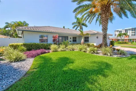 8094 12th Avenue S St Petersburg FL 33707