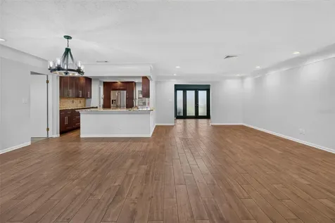 8094 12th Avenue S St Petersburg FL 33707
