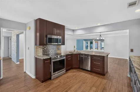 8094 12th Avenue S St Petersburg FL 33707