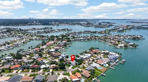 8094 12th Avenue S St Petersburg FL 33707