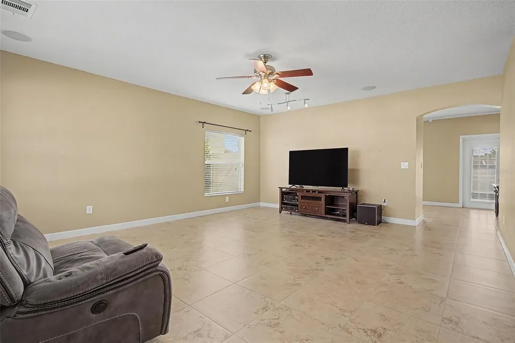 24520 Summer Wind Court Lutz FL 33559