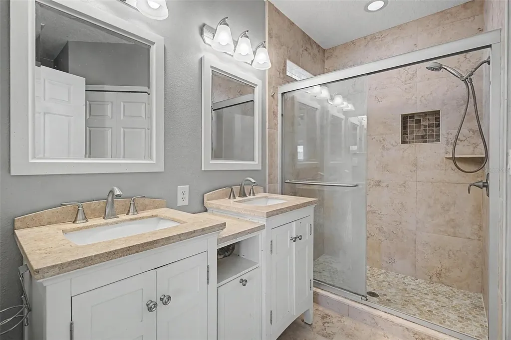 24520 Summer Wind Court Lutz FL 33559
