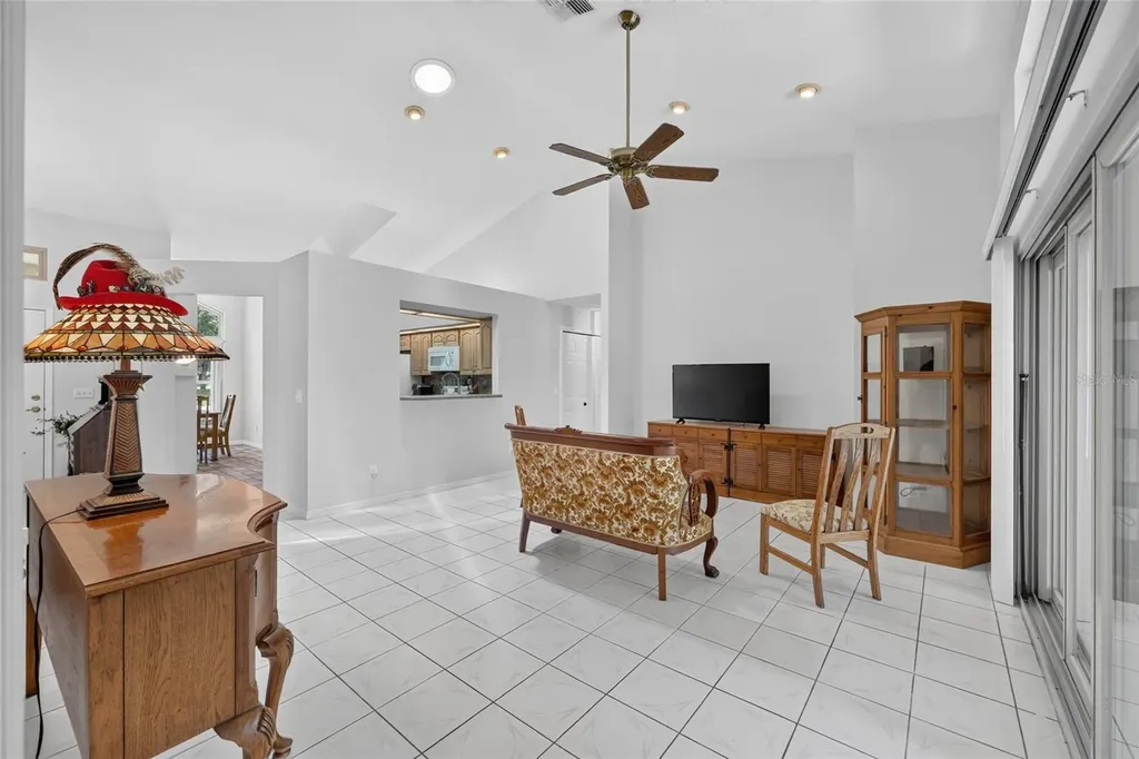 19025 SW 98th Loop Dunnellon FL 34432