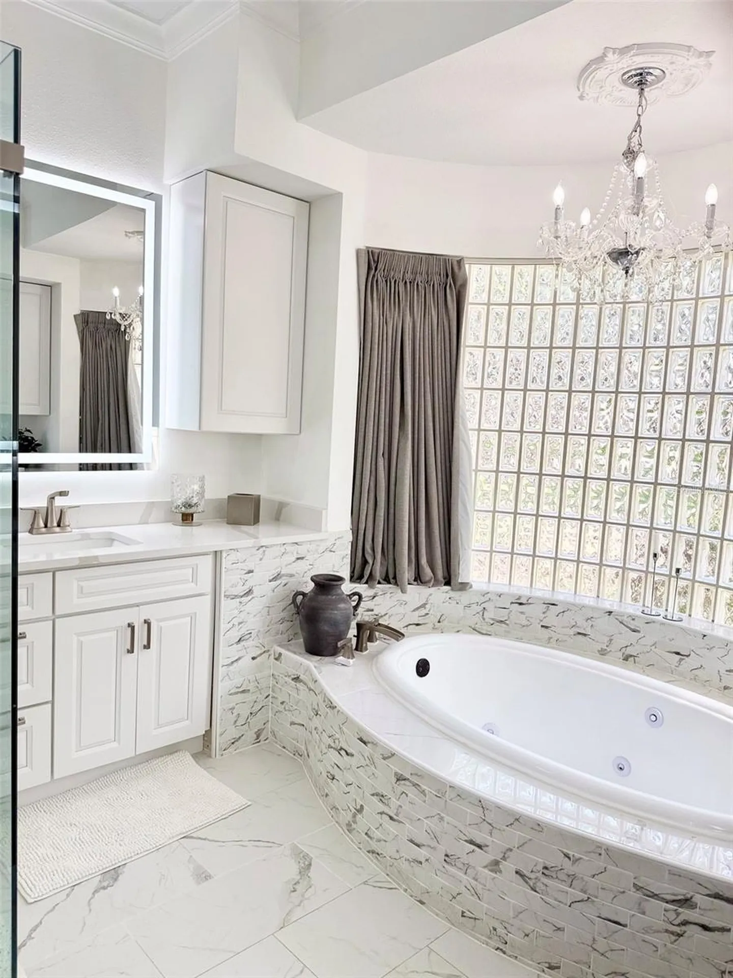 8027 Belshire Drive Orlando FL 32835