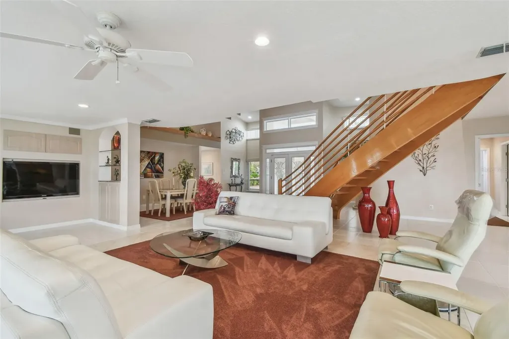 119 Carlyle Circle Palm Harbor FL 34683