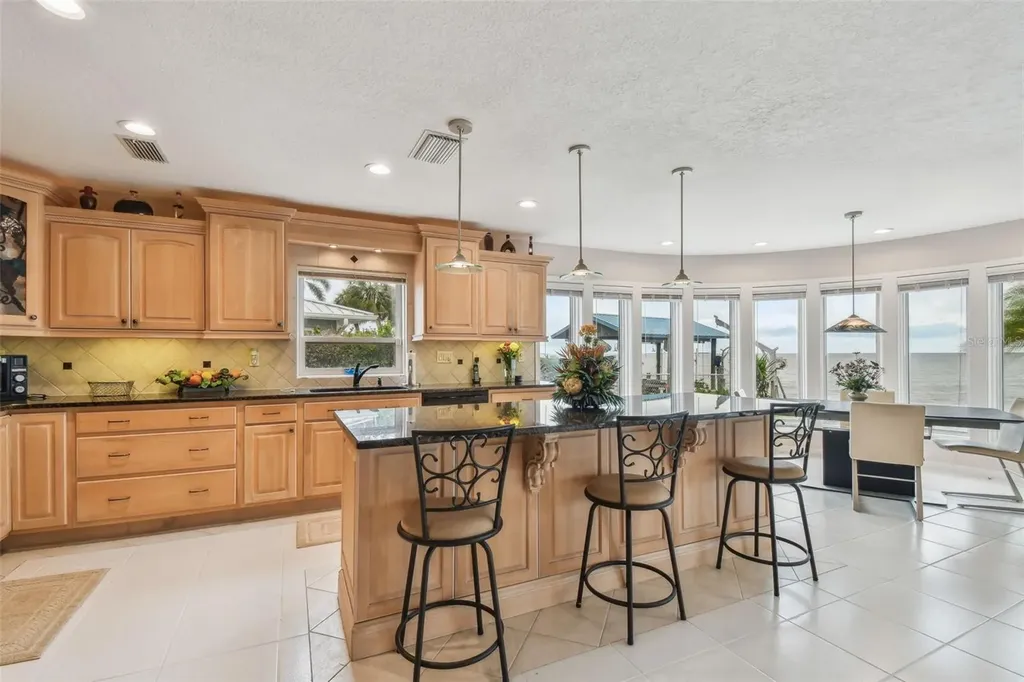 119 Carlyle Circle Palm Harbor FL 34683