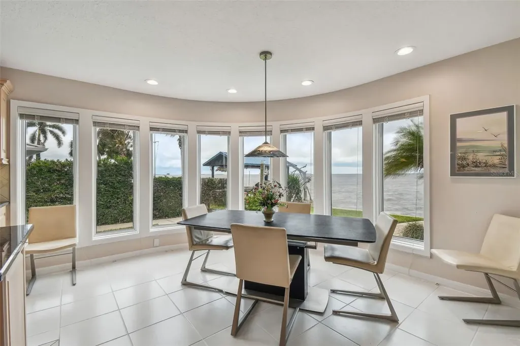 119 Carlyle Circle Palm Harbor FL 34683